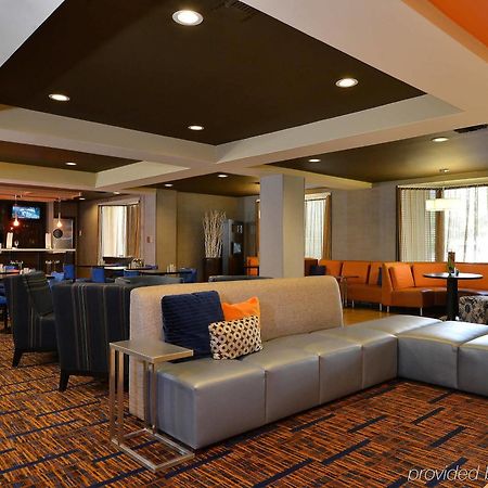 Courtyard By Marriott Bentonville Bagian luar foto