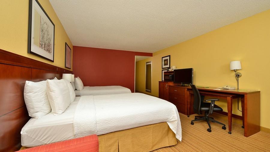 Courtyard By Marriott Bentonville Bagian luar foto