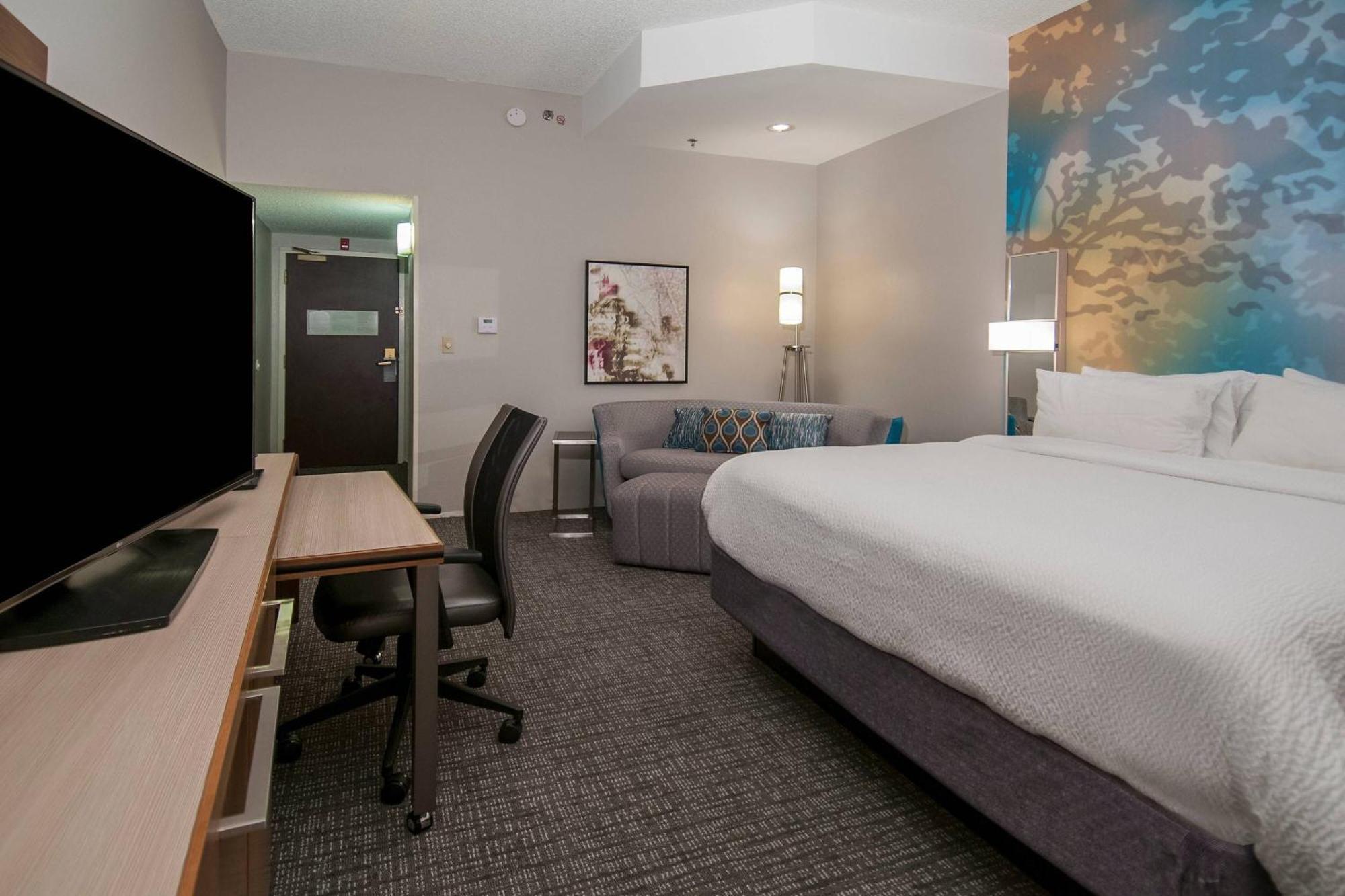 Courtyard By Marriott Bentonville Bagian luar foto