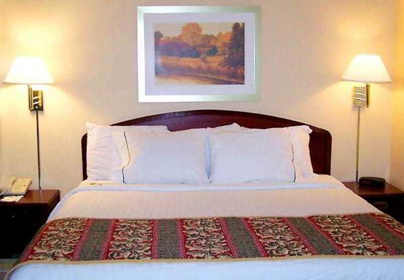 Courtyard By Marriott Bentonville Ruang foto